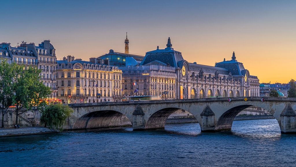 How to visit Paris in 2 days? - Sightseeing plan