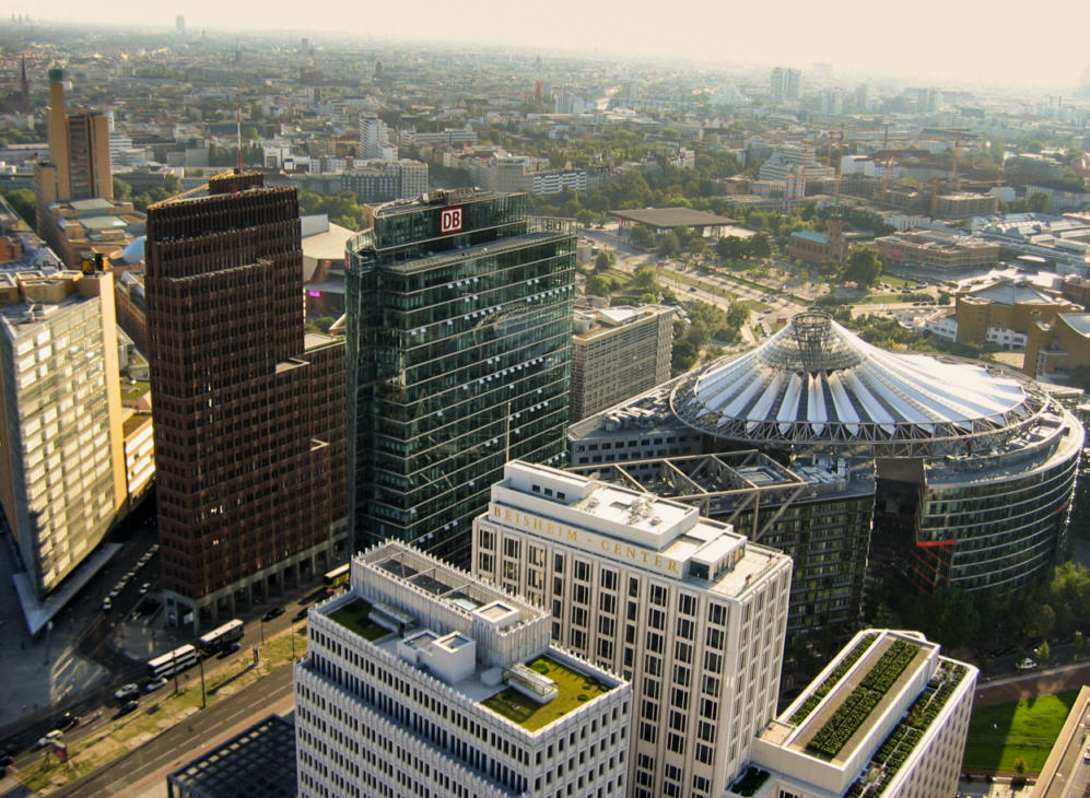 Plac Poczdamski w Berlinie – od ruin do symbolu XXI wieku