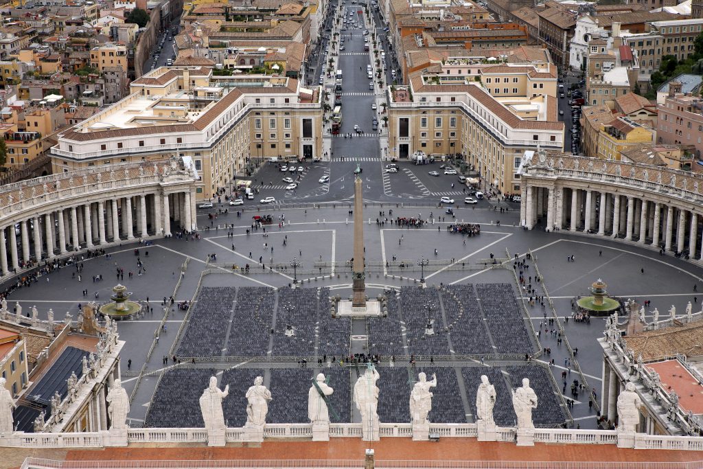Petersplassen i Roma - fra Nero til Leo XIV